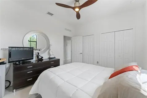 14856 SW 27th Terrace Miami FL 33185