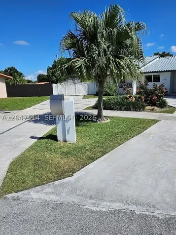 61 NW 132nd Place Miami FL 33182