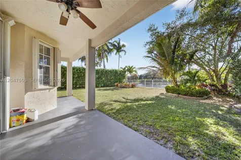 1325 Chenille Circle Weston FL 33327