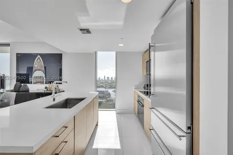 16385 Biscayne Boulevard North Miami Beach FL 33160