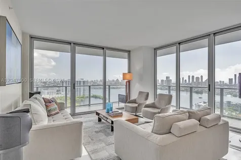 16385 Biscayne Boulevard North Miami Beach FL 33160