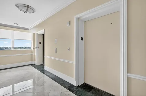 3232 SW 22nd Terrace Miami FL 33145