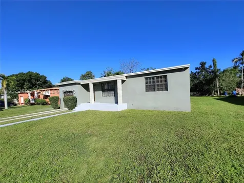 14901 NW 9th Court Miami FL 33168