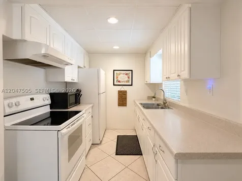 5240 SW 82nd Avenue Davie FL 33328
