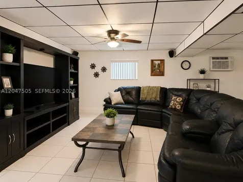 5240 SW 82nd Avenue Davie FL 33328
