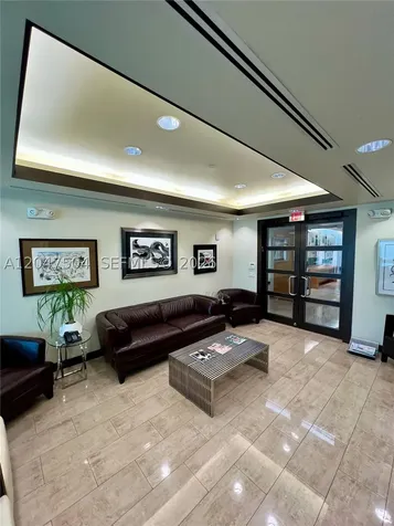 20900 NE 30 Th Avenue Aventura FL 33180