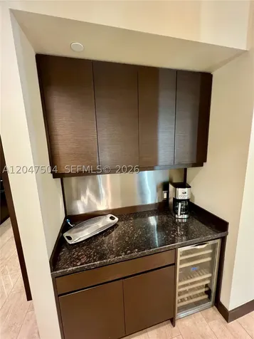 20900 NE 30 Th Avenue Aventura FL 33180