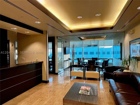 20900 NE 30 Th Avenue Aventura FL 33180