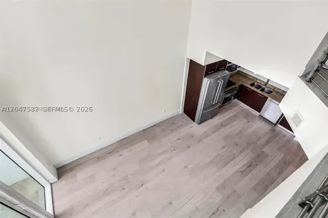41 SE 5th Street Miami FL 33131