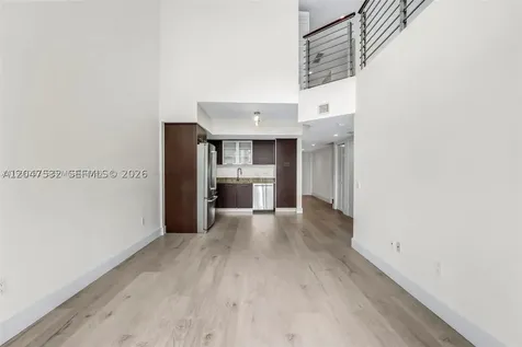 41 SE 5th Street Miami FL 33131