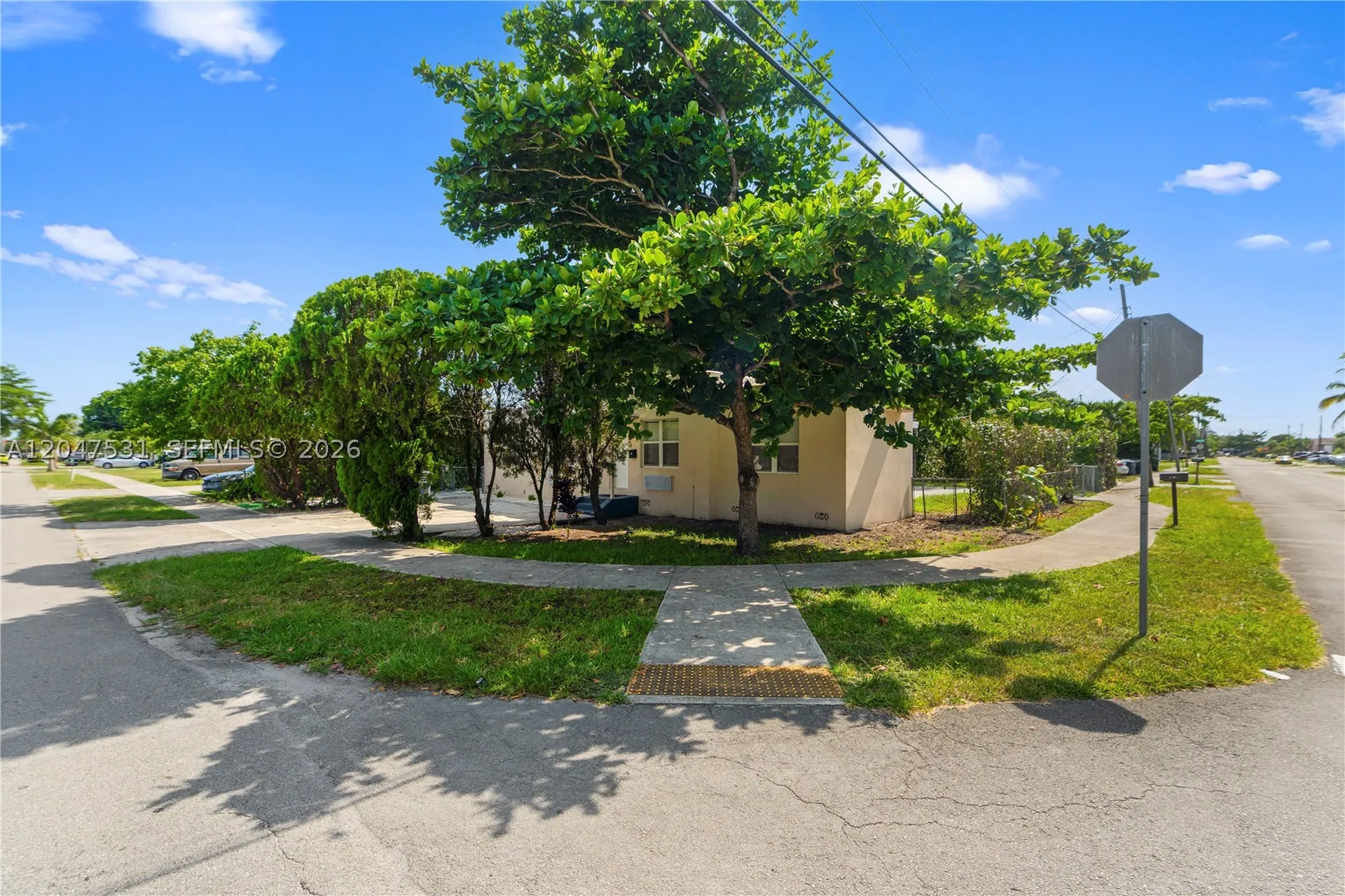 5800 Taylor Street Hollywood FL 33021
