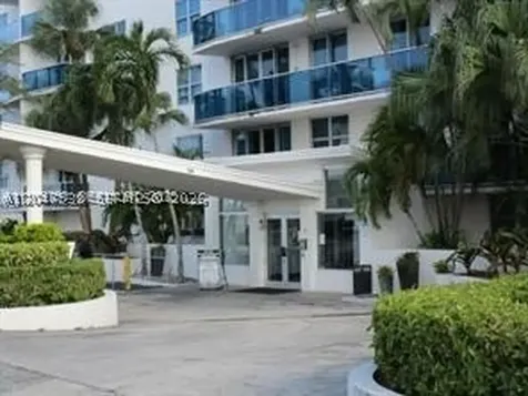 7501 E Treasure Drive North Bay Village FL 33141