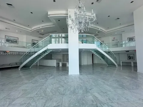 350 S Miami Avenue Miami FL 33130