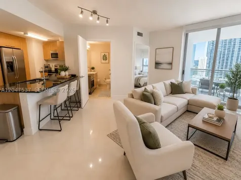 350 S Miami Avenue Miami FL 33130