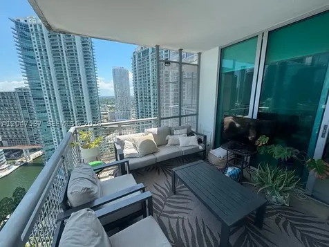 350 S Miami Avenue Miami FL 33130