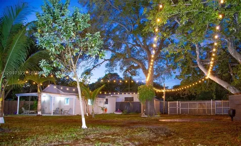 947 NE 149th Street Miami FL 33161