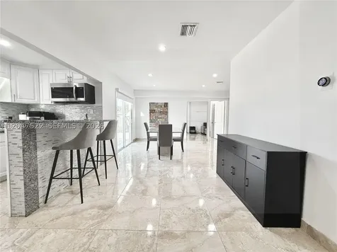947 NE 149th Street Miami FL 33161
