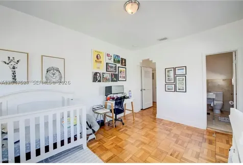 4035 N Meridian Avenue Miami Beach FL 33140