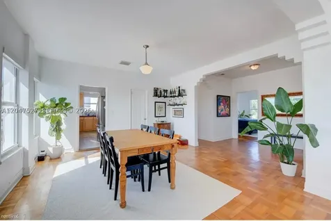 4035 N Meridian Avenue Miami Beach FL 33140