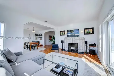 4035 N Meridian Avenue Miami Beach FL 33140
