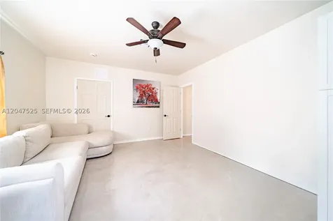 20200 NE 14th Avenue Miami FL 33179