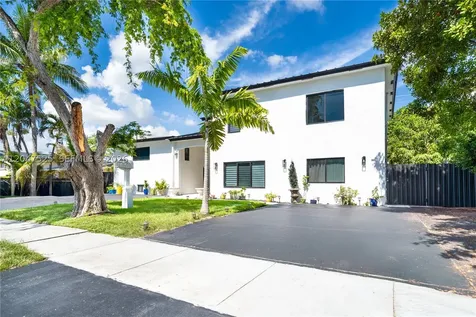 20200 NE 14th Avenue Miami FL 33179