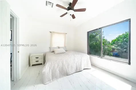 20200 NE 14th Avenue Miami FL 33179