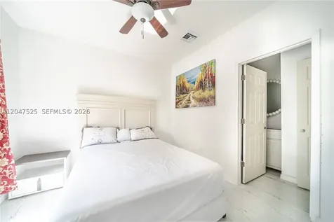 20200 NE 14th Avenue Miami FL 33179