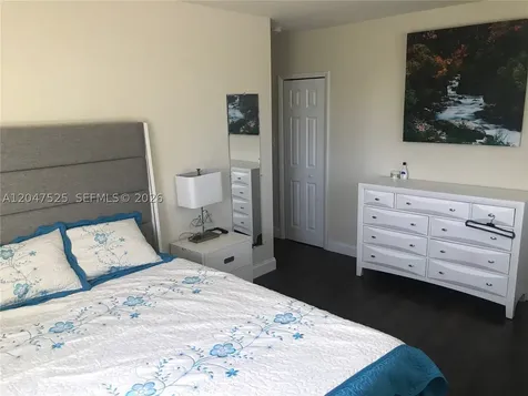 20200 NE 14th Avenue Miami FL 33179