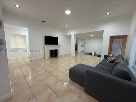 12993 NW 11th Terrace Miami FL 33182