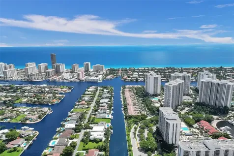 3640 Yacht Club Drive Aventura FL 33180
