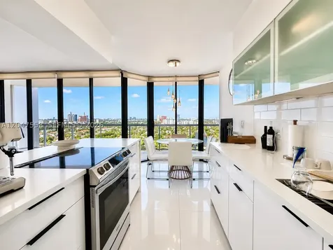 3640 Yacht Club Drive Aventura FL 33180