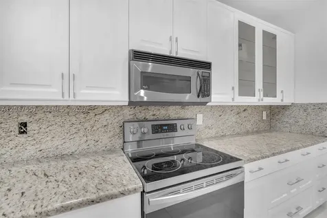 21391 Marina Cove Circle Aventura FL 33180