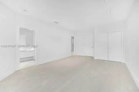 21391 Marina Cove Circle Aventura FL 33180