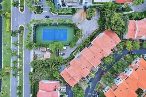 21391 Marina Cove Circle Aventura FL 33180