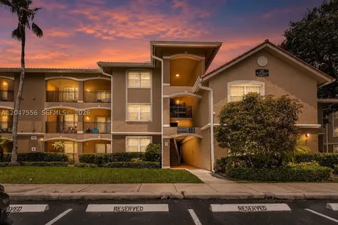 215 SW 117th Terrace Pembroke Pines FL 33025