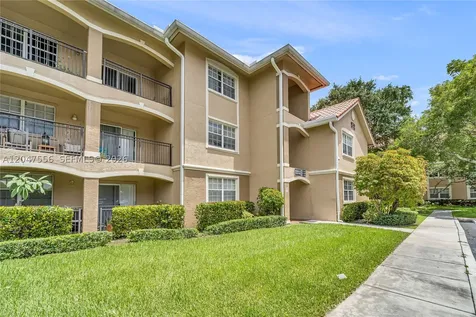 215 SW 117th Terrace Pembroke Pines FL 33025