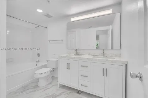 215 SW 117th Terrace Pembroke Pines FL 33025