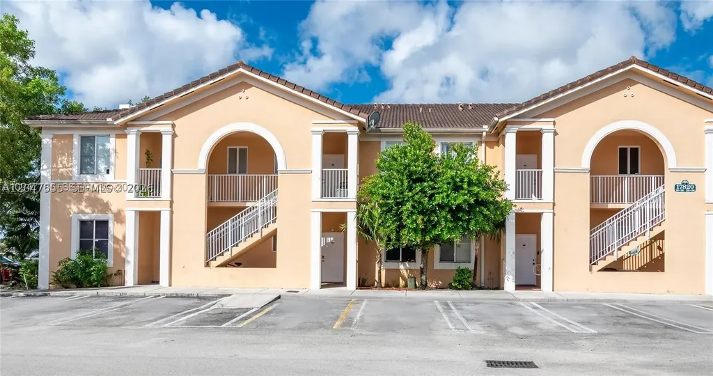17820 NW 73rd Avenue Hialeah FL 33015
