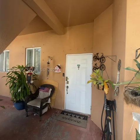 17820 NW 73rd Avenue Hialeah FL 33015
