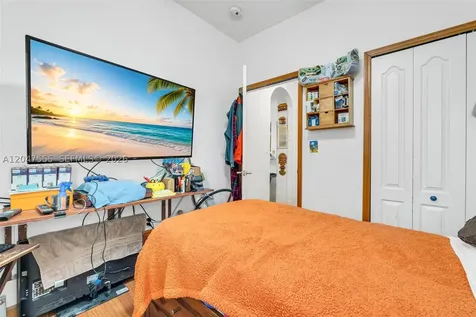 17820 NW 73rd Avenue Hialeah FL 33015