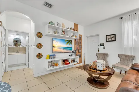 17820 NW 73rd Avenue Hialeah FL 33015
