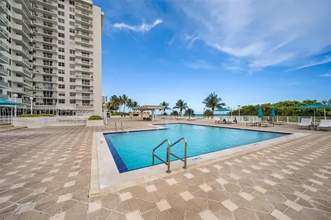 5701 Collins Avenue Miami Beach FL 33140