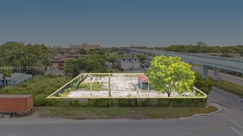 6801 NW 27th Avenue Miami FL 33147