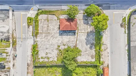 6801 NW 27th Avenue Miami FL 33147