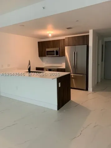 488 NE 18th Street Miami FL 33132
