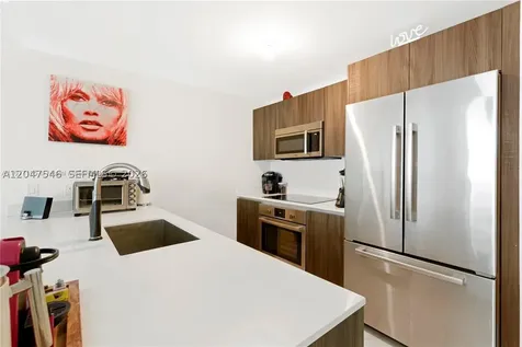 488 NE 18th Street Miami FL 33132