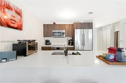488 NE 18th Street Miami FL 33132