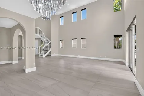 12410 SW 1st Street Plantation FL 33325