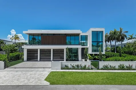 1099 NE 4th Avenue Boca Raton FL 33432